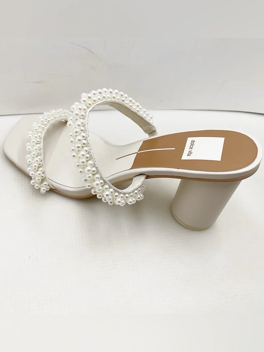 🆕{Dolce Vita} Noel Vanilla Pearls Sandals